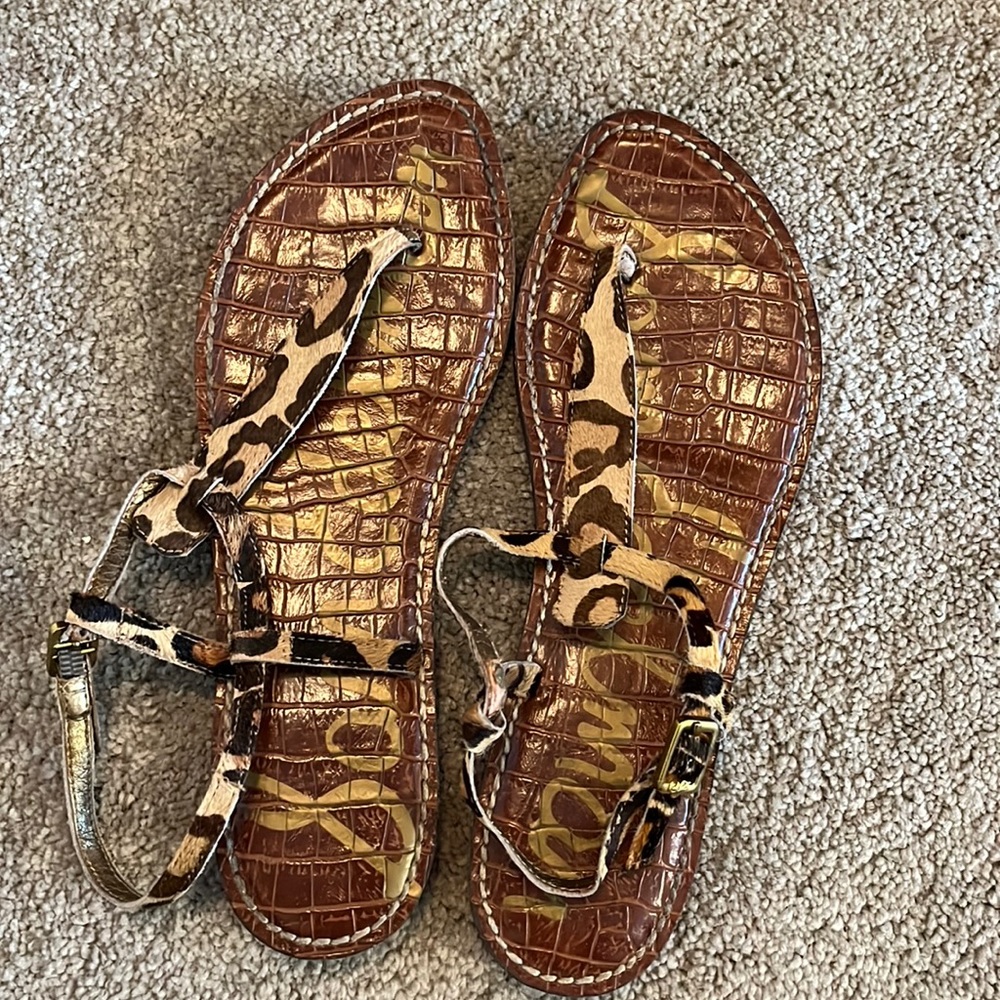 Sam Edelman Thong Sandal. Size 8. Leopard print